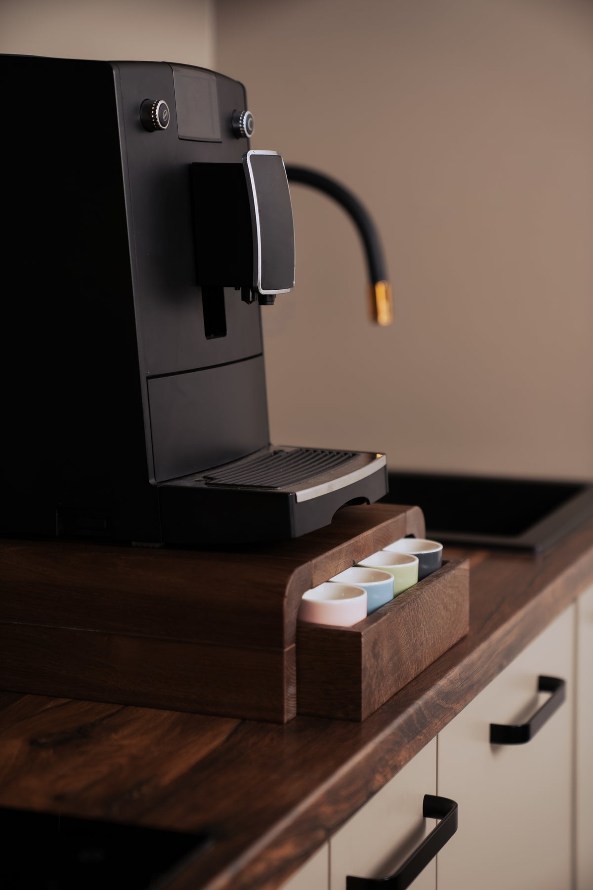 Langer Kaffee- & Tee-Organizer-Ständer