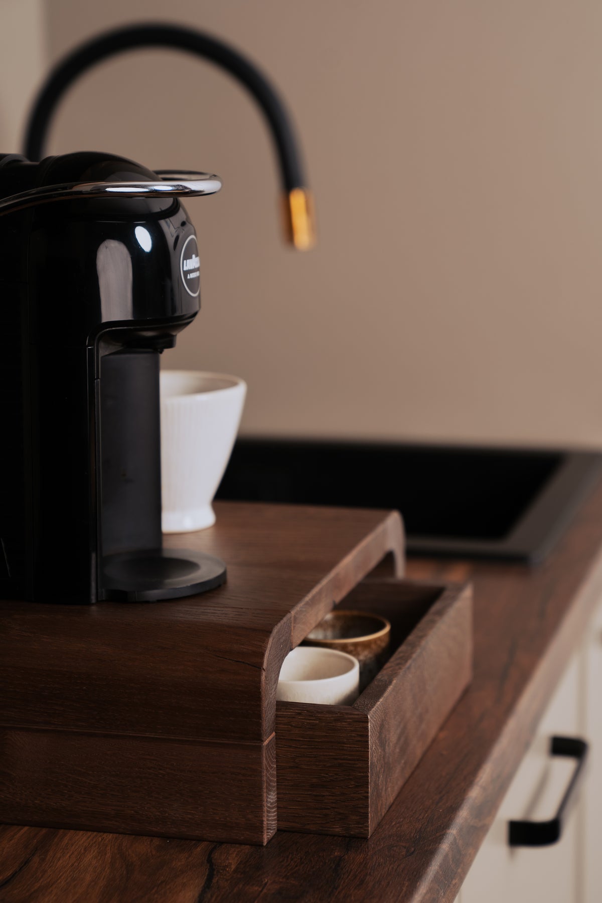 Langer Kaffee- & Tee-Organizer-Ständer
