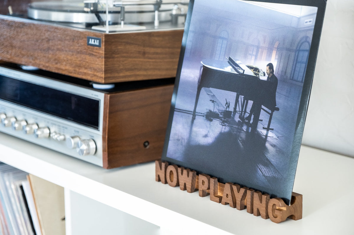 Schallplatten-Aufsteller „Jetzt läuft“
