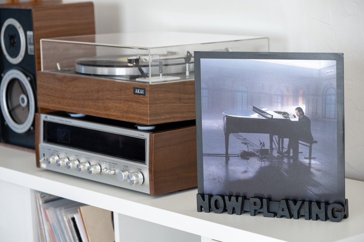Schallplatten-Aufsteller „Jetzt läuft“