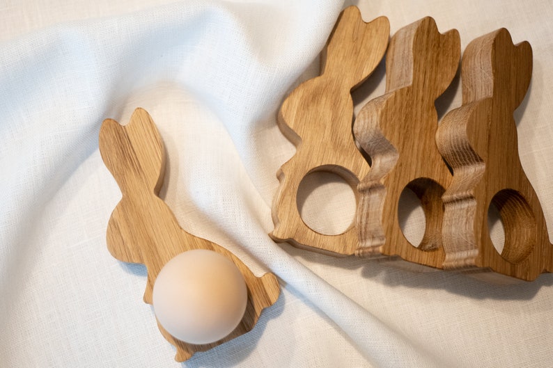Oster-Eierbecher & Serviettenringe – 5er-Set