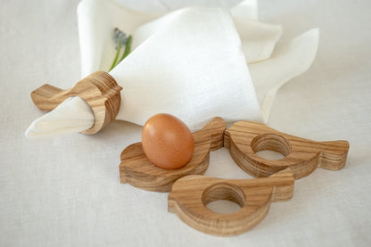 Oster-Eierbecher & Serviettenringe – 5er-Set