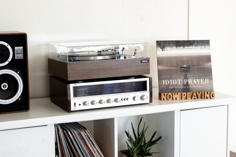 Schallplatten-Aufsteller „Jetzt läuft“