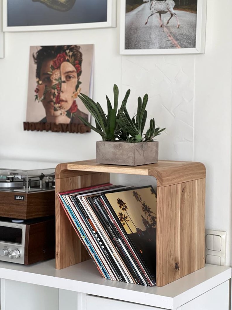 Aufbewahrungsregal für Schallplatten
