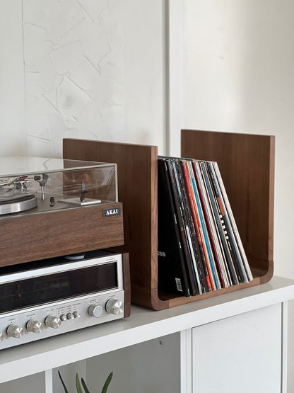 Aufbewahrungsregal für Schallplatten