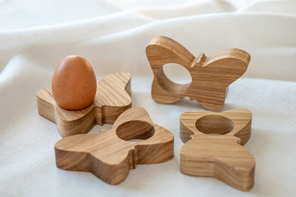 Oster-Eierbecher & Serviettenringe – 5er-Set