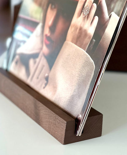Vinyl record display